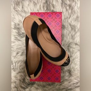 tory burch flats in great condition